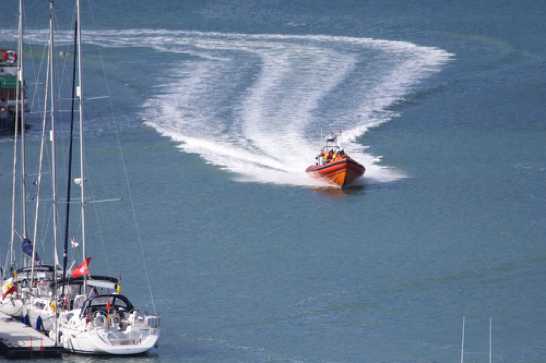 10 July 2021 - 17-28-20
Dart RNLI B-class Atlantic lifeboat heads out at speed for what turned out to be two, nearly three shouts off Slapton.
-------------------
RNLI Launch 472